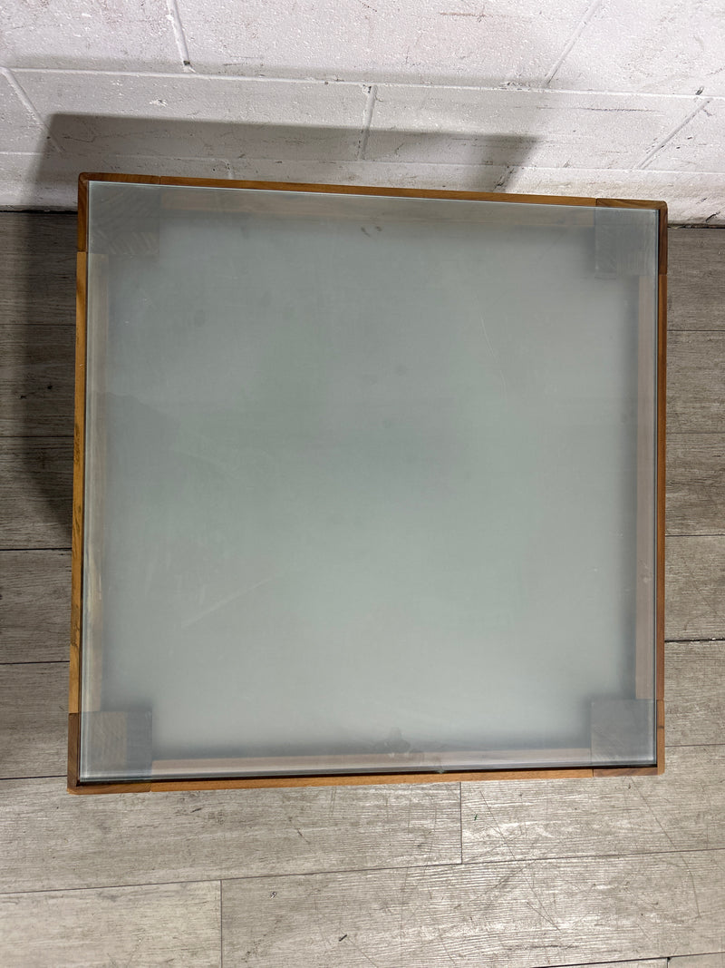 Ety End Table