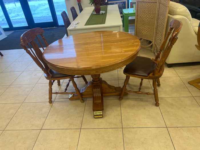 Heritage Hearth Pedestal Dining Set
