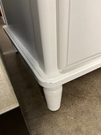 27"W 4 Drawer Dresser