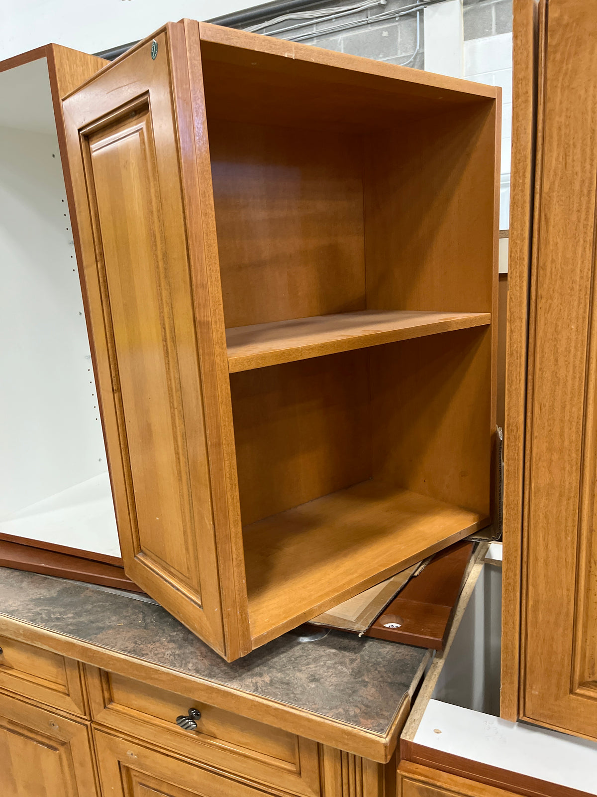 9 Pc Maple Color Kitchen Cabinet Set