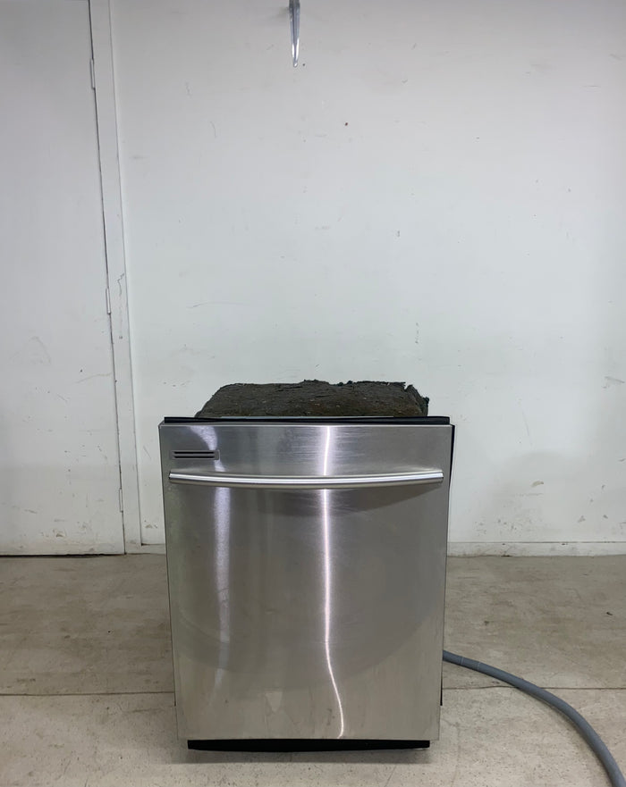 Samsung Dishwasher - DW80M3021US