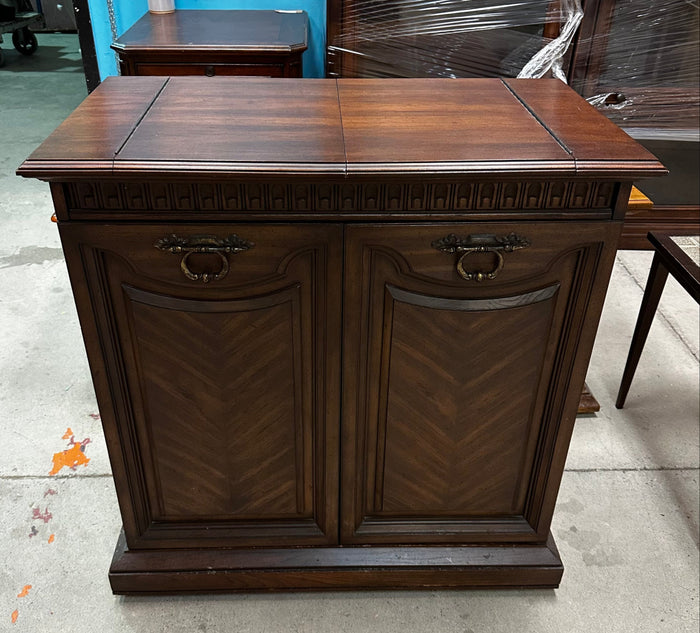 Dry Bar or Buffet Server On Wheels