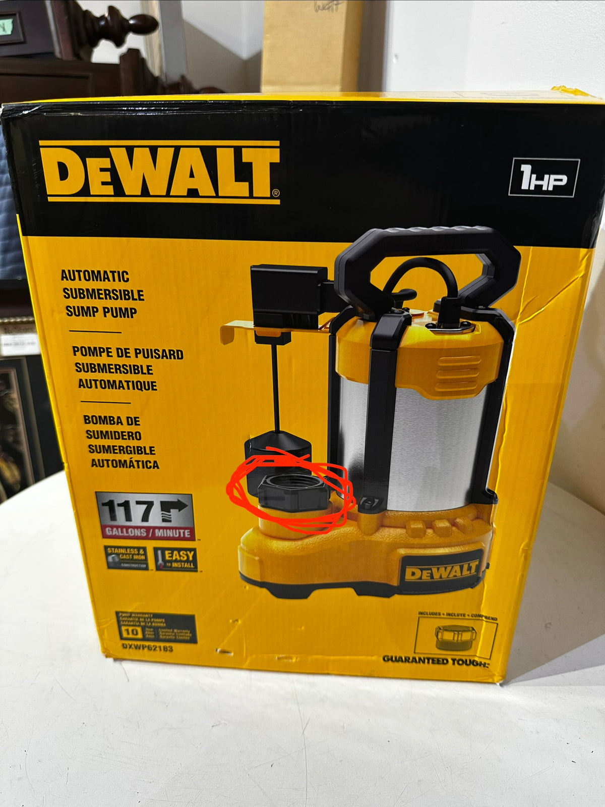 DEWALT 1HP Automatic Submersible Sump Pump