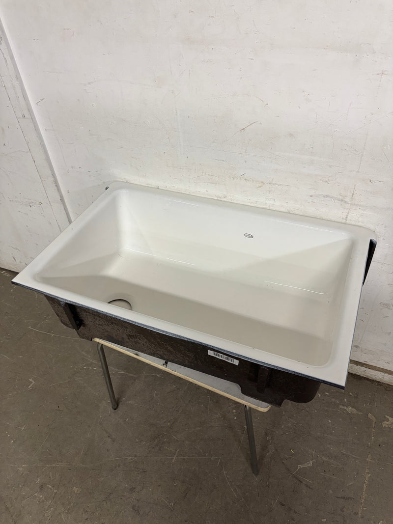 35”W Kohler White Farmhouse Sink