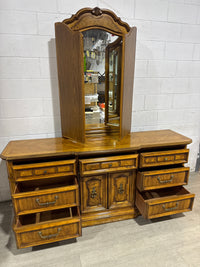 Asmarino China Cabinet