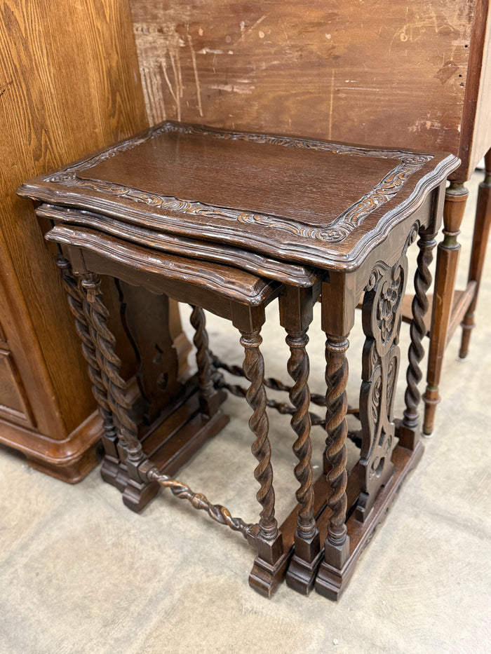 Vintage Oak Nesting Table Set
