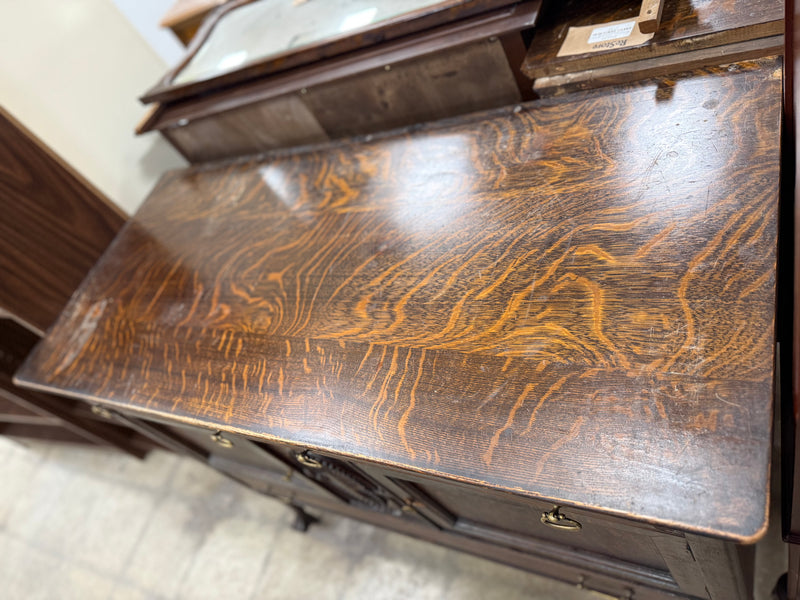 Dark Brown and Honey Brown Buffet