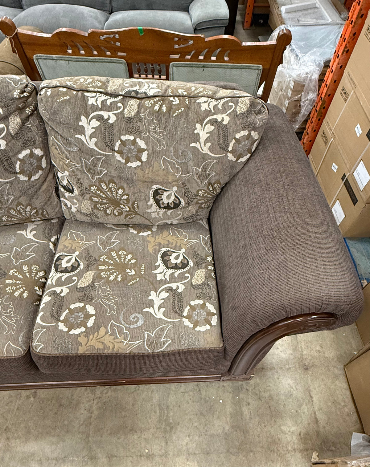 Damask Motif Traditional Styled Loveseat