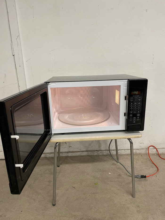 GE Black Countertop Microwave