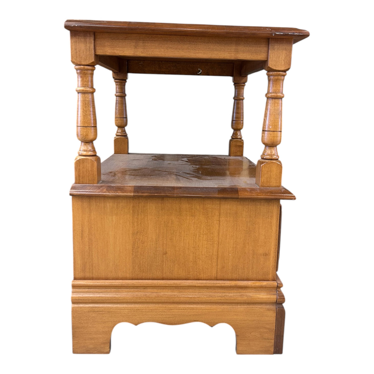 Vilas End Table