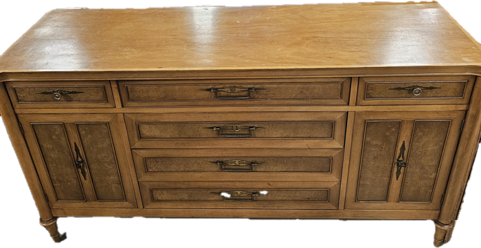 6 - Drawer Dresser