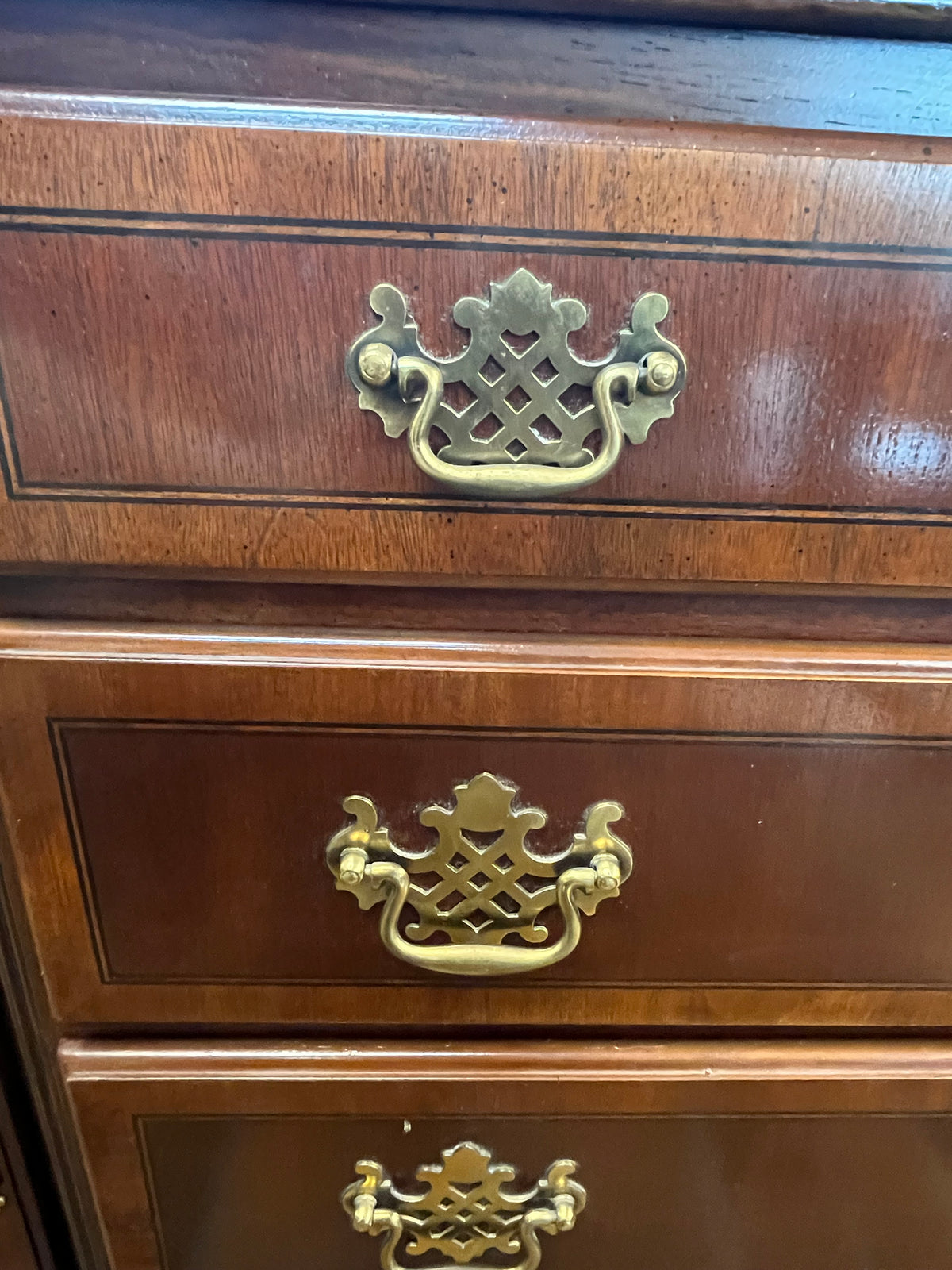 Mahogany Wood Dresser With Glossy Finish & Brass Hardware