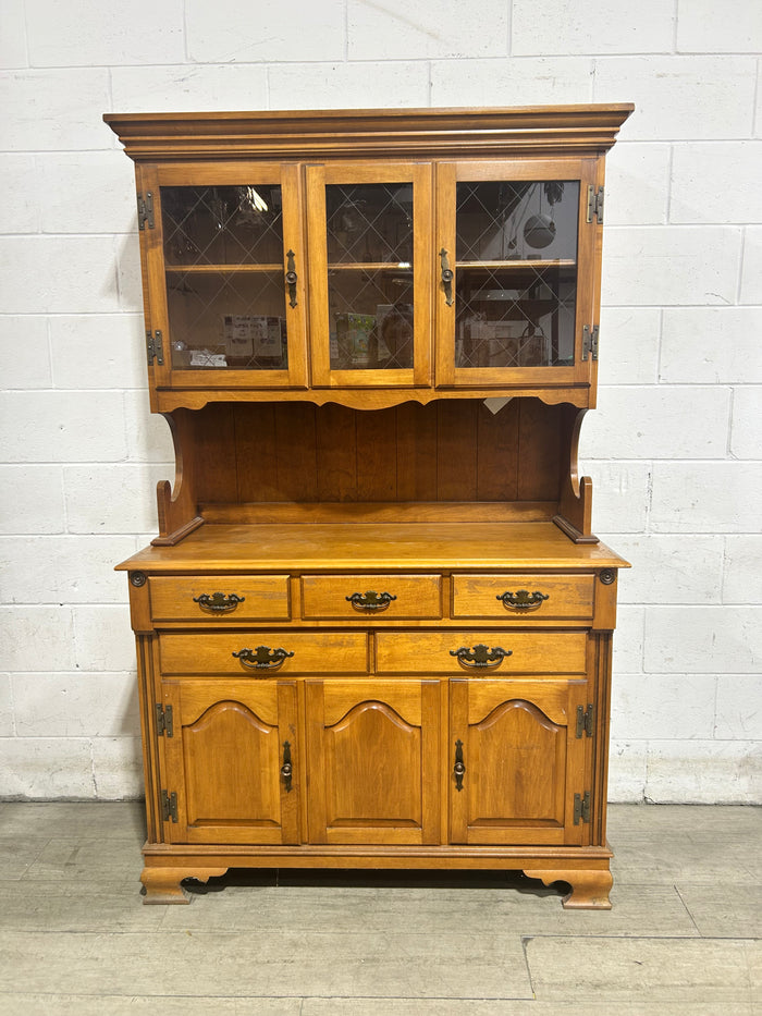 Roxton Wooden Hutch