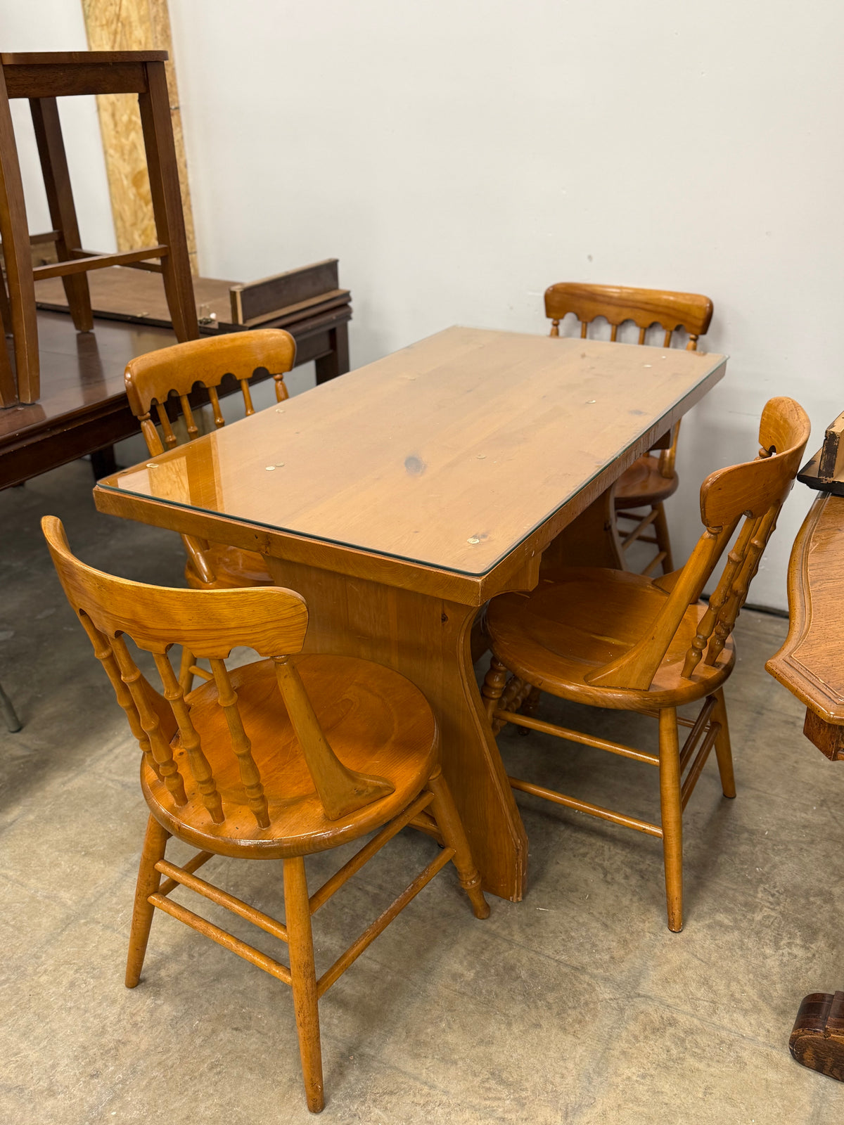 Honey Brown Rustic Style Dining Set