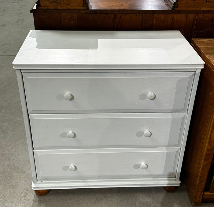 Small 3-Drawer Dresser