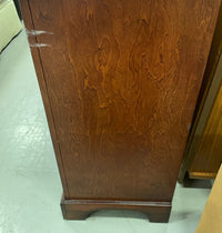 6-drawer Dresser with Attached Mirror (Round Pulls)