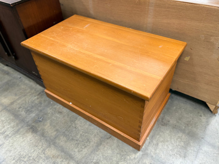 Light Wood Blanket Box