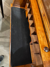 Antique Roll-Top Desk – Solid Wood with Storage