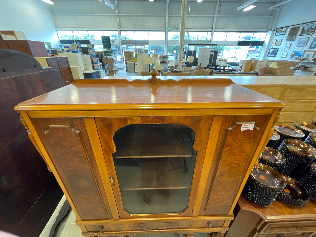 Vintage Honey Brown Display Hutch w/Drawers