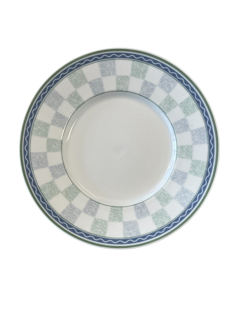 Gaiety by Oneida 58 Piece Dishware Set