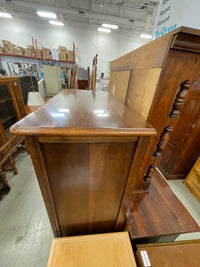 Sweet Wooden Hutch with 1 Inner Drawer and 2 Lower Drawers