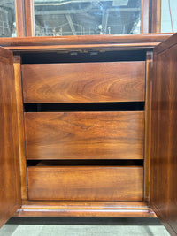 KROEHLER Vanity Dresser with Trifold Mirror