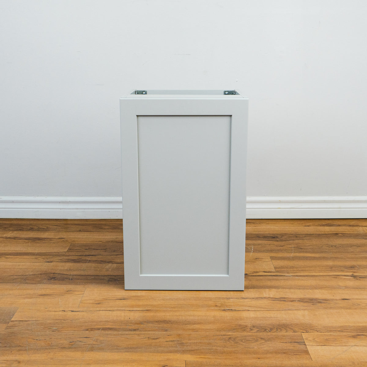 15-inch Wall Mount Floating Shaker Type Single Vanity Cabinet - Light Grey