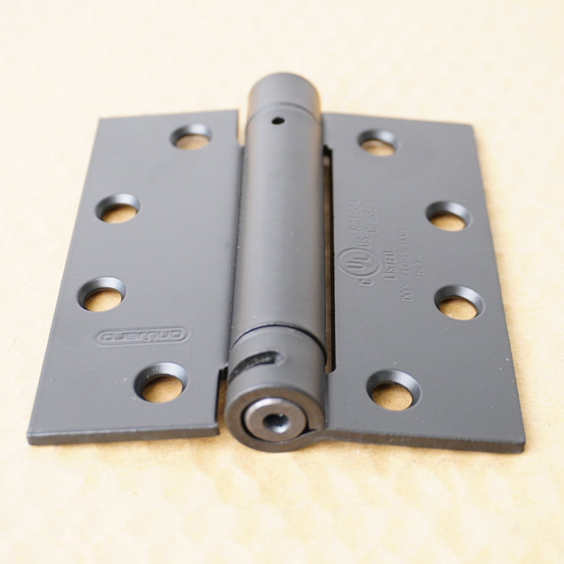 4.5x4x3.4mm Single Black Door Hinge, 5823FBB1
