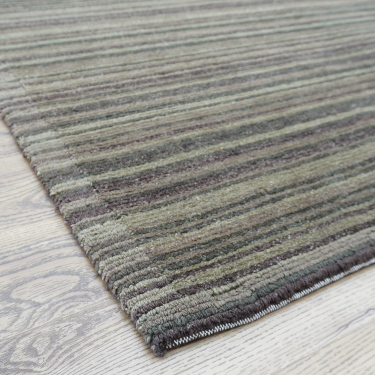 8×10-ft Wool Area Rug in Brown & Green Stripe – 28, 2-0039191