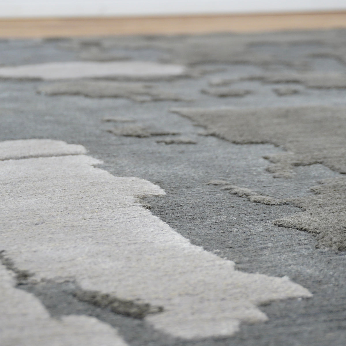 8×10-ft Wool Area Rug in Grey Abstract Pattern, 31