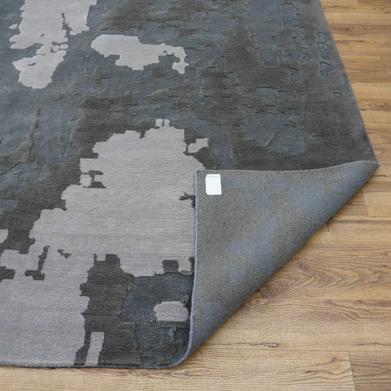 8×10-ft Wool Area Rug in Grey Abstract Pattern, 31