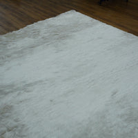 8×10-ft White Fluffy Shag Rug in Polyester, 322