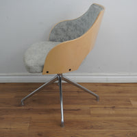 25-Inch W Spider Base Swivel Chair in Grey Fabric Upholstery