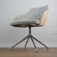 25-Inch W Spider Base Swivel Chair in Grey Fabric Upholstery