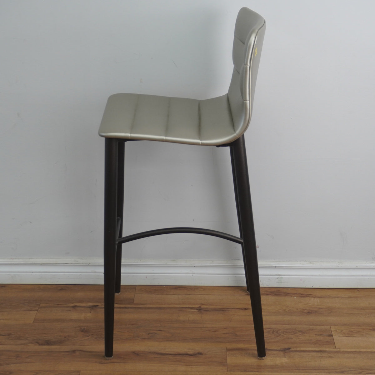19-Inch W Silver Faux Leather Barstool with Metal Base