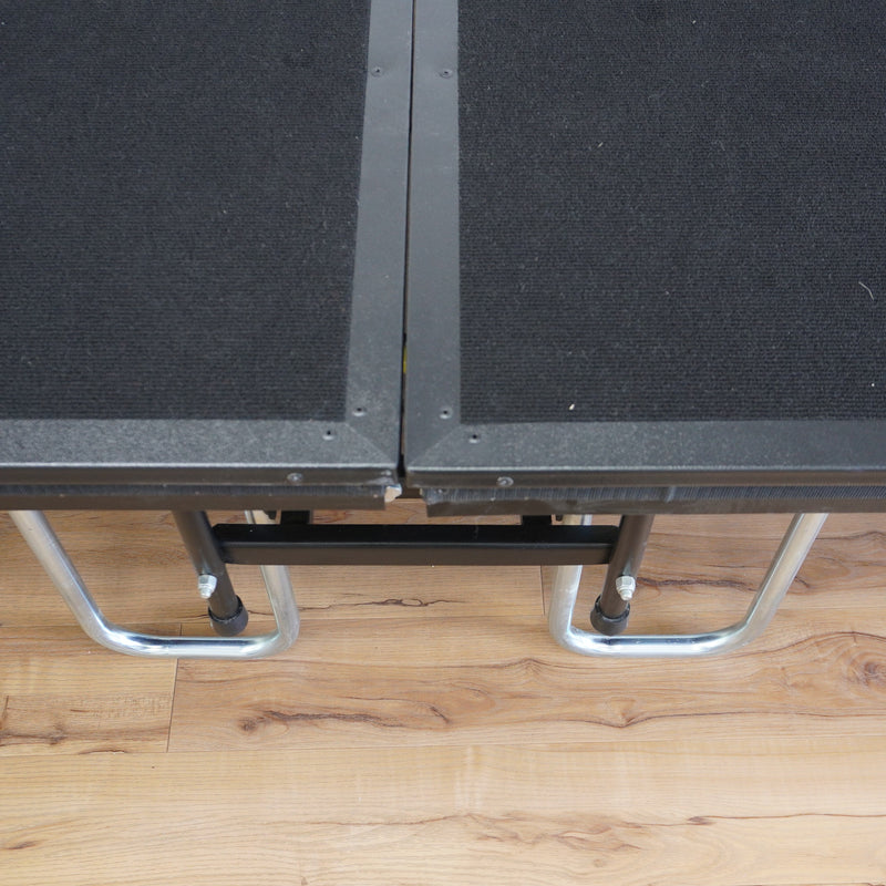 96x48-Inch 1800 Series Stage