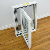 20x28-Inch Casement Window in White with Spring Screen