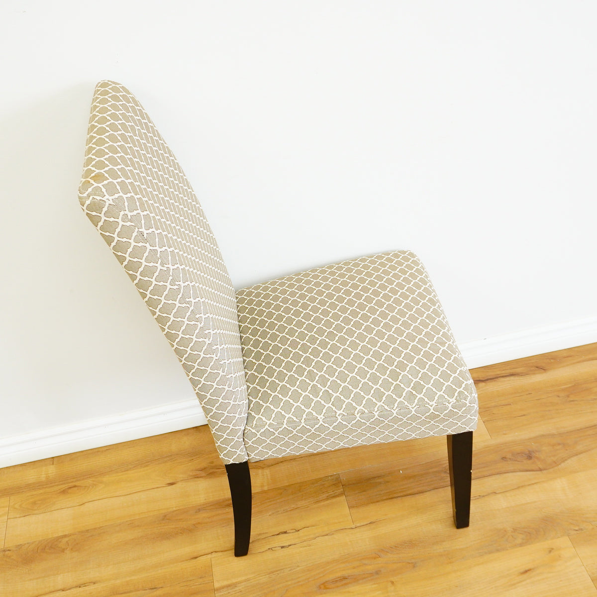 39 Inch Damask Patterned Dining Chair