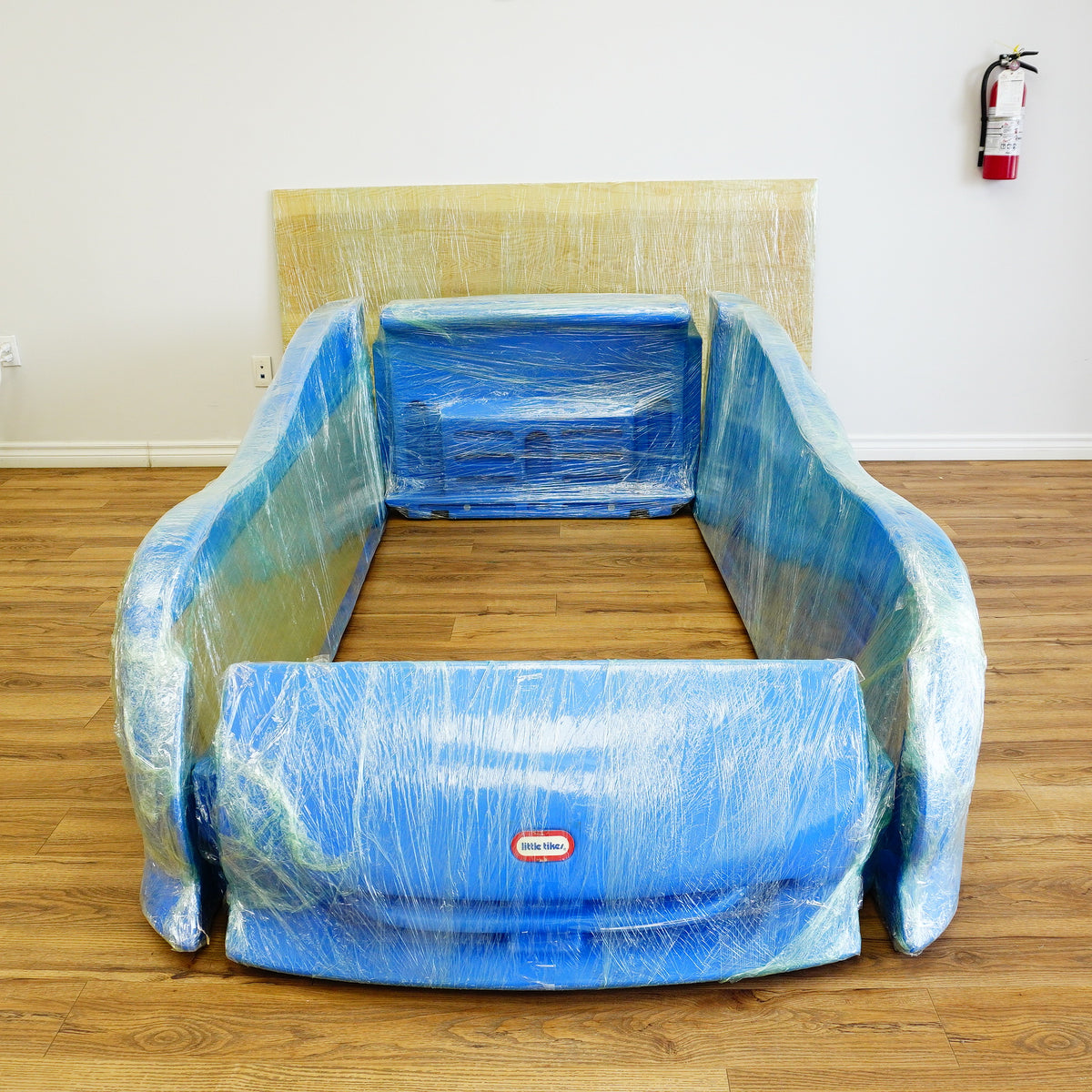 50 x 92 x 27-Inch – Blue Car-Themed Children’s Bed Frame