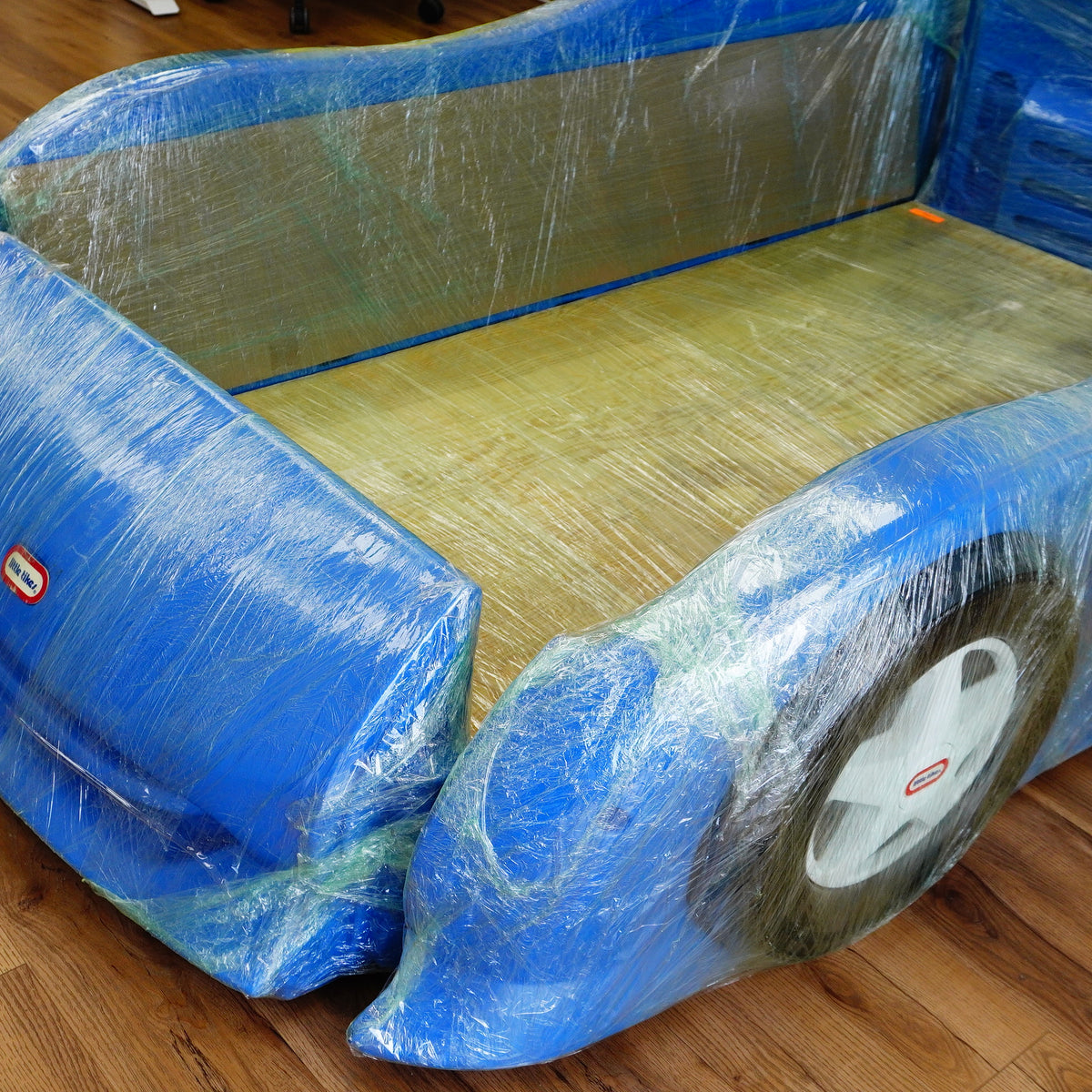 50 x 92 x 27-Inch – Blue Car-Themed Children’s Bed Frame