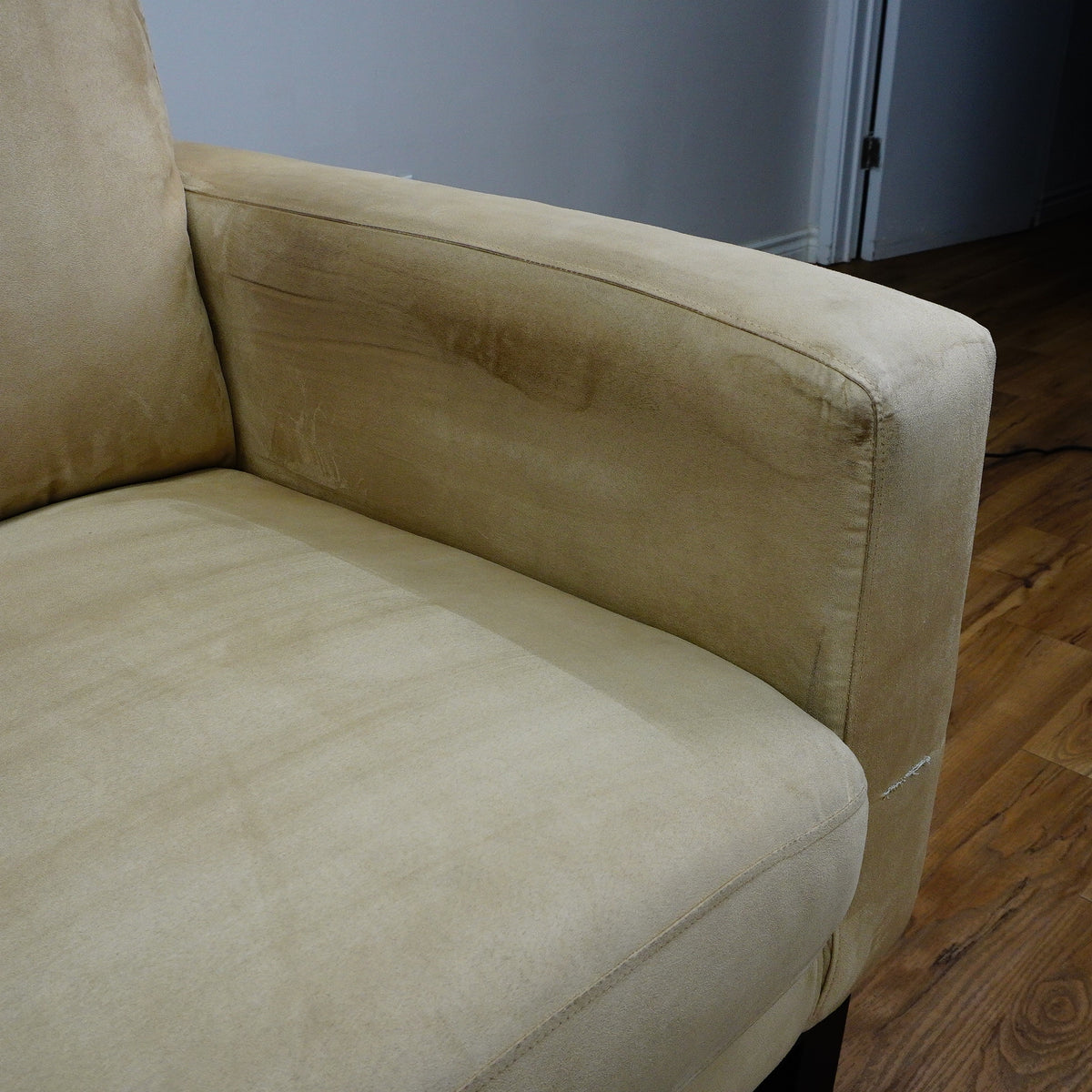 84x40x35-Inch Cream 3‑Seater Velvet Fabric Sofa