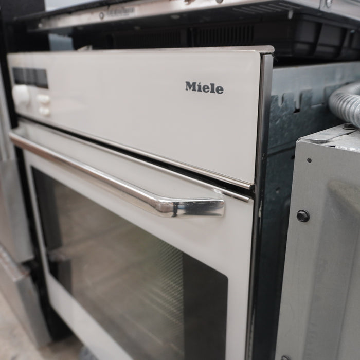 Wall Oven – Miele H350B, 23.5-Inch Wide
