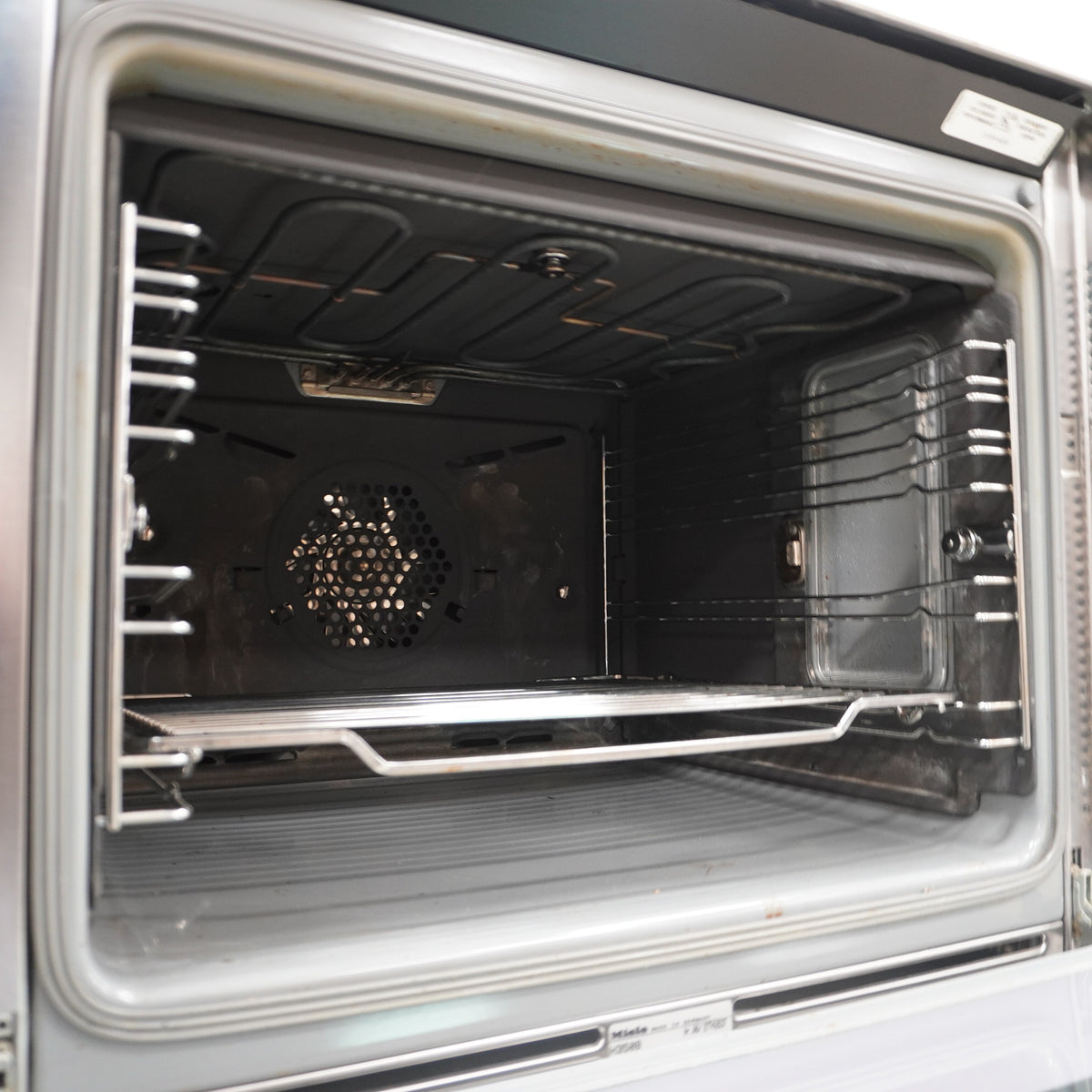 Wall Oven – Miele H350B, 23.5-Inch Wide