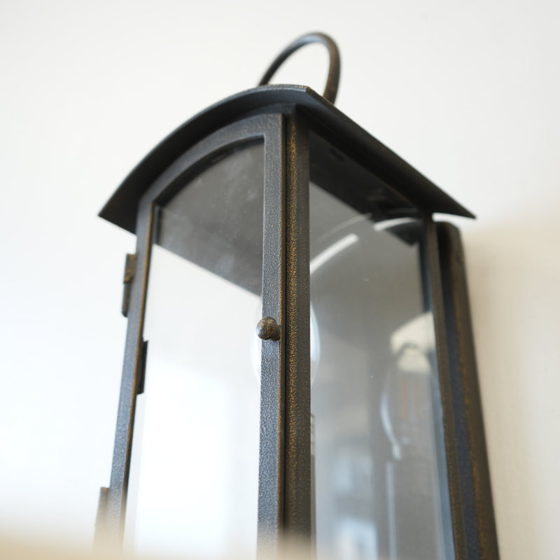 Classic Lantern Styled 1-Light Outdoor Wall Sconce