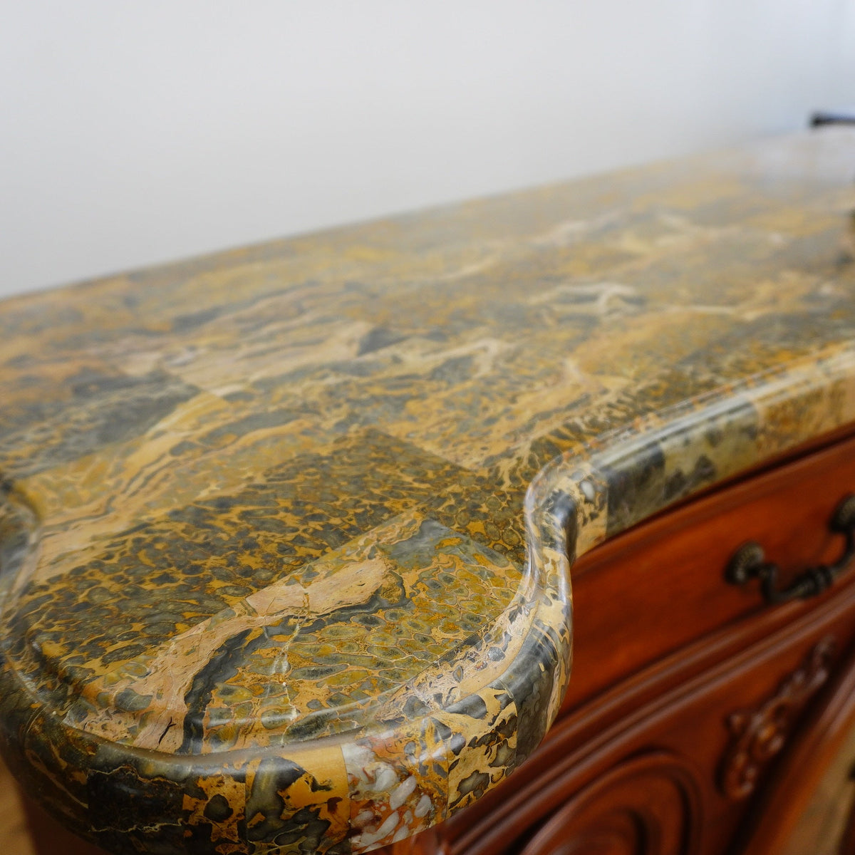 64x19x41-Inch Carved Wood Dresser – Marble Top, Mirrored Cabinet with Lights