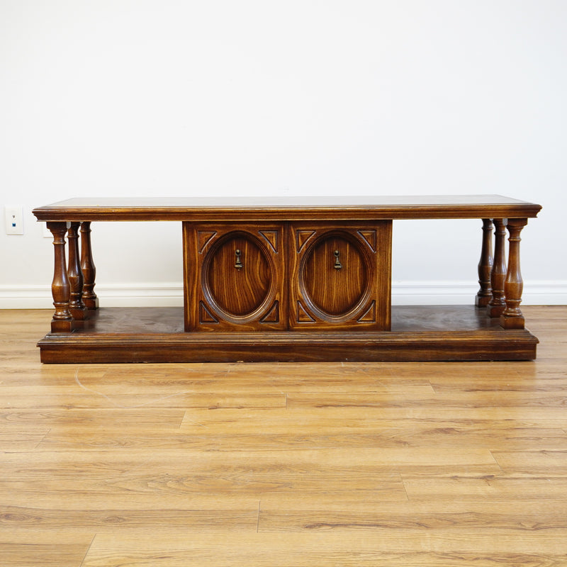 61x21x19-Inch – Grainy Wood Double-Sided Console w/ Doors & Columns
