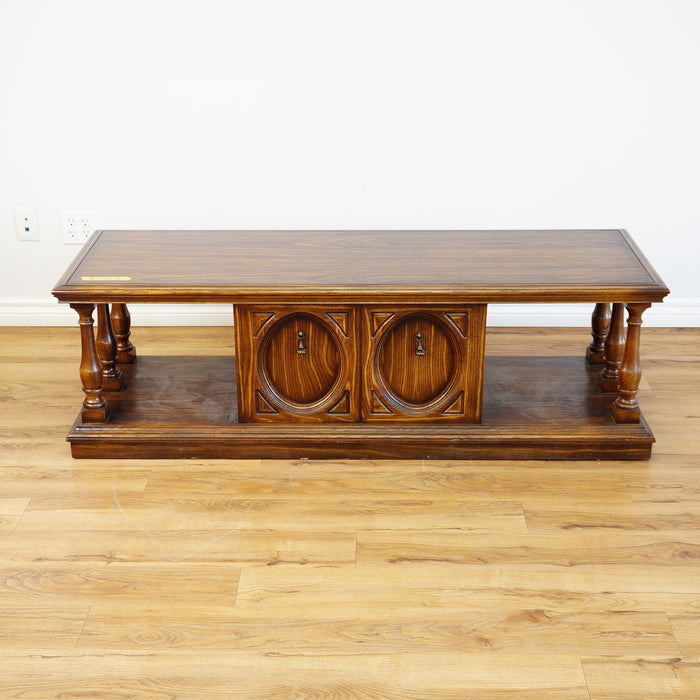 61x21x19-Inch – Grainy Wood Double-Sided Console w/ Doors & Columns