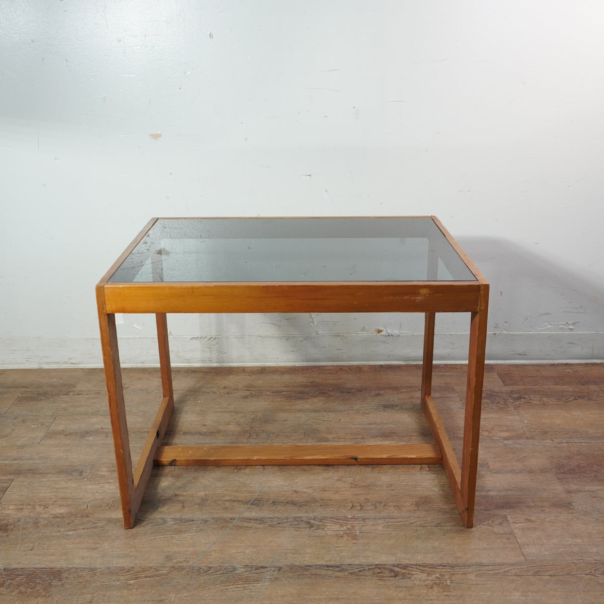 27-inch Wooden Coffee Table w/ Glass Top