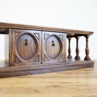 61x21x19-Inch – Grainy Wood Double-Sided Console w/ Doors & Columns