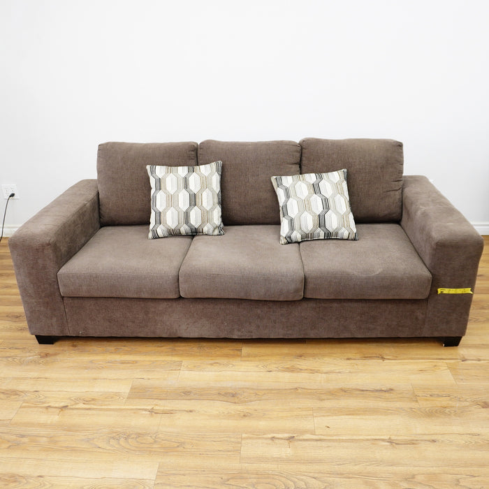 82×36×31‑Inch Upholstered Sofa – Brown Fabric with Accent Pillows